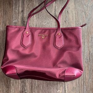 Michael Kors shoulder bag like new